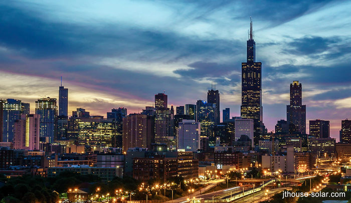 jthouse solar.com Top4 Core Benefits Why Choose a Hybrid Inverter.jpg